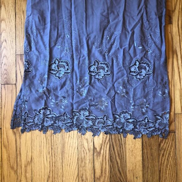 Sundance EUC Womens Light Gray Midi Dress Embroidered Soft - Size 4 - Picture 3 of 13